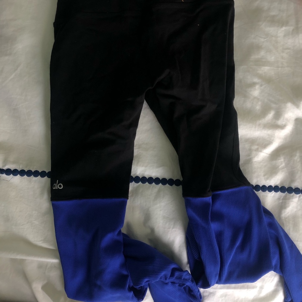 ALO LEGGINGS